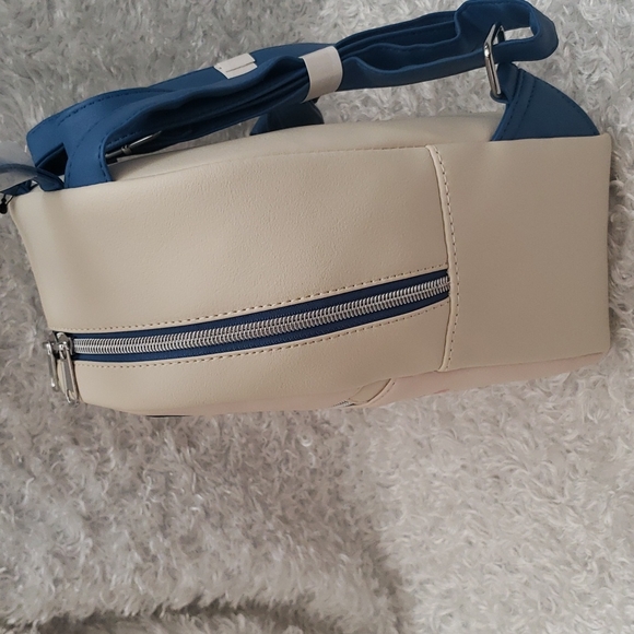 NWT Loungefly Lilo and Stitch mini backpack and cardholder - Picture 4 of 16